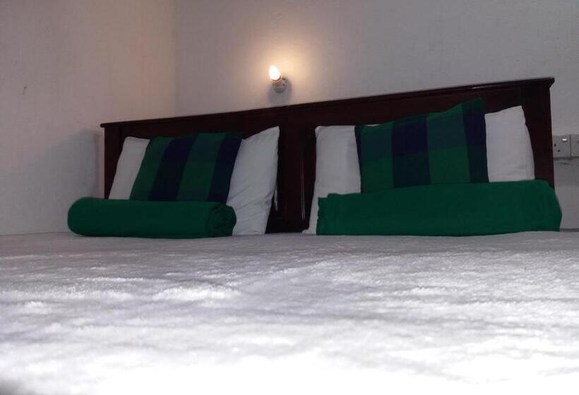 ファミリールーム, Ella Green Stay