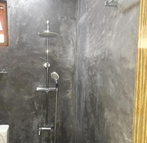 コンフォートトリプルルーム, Ella Green Stay