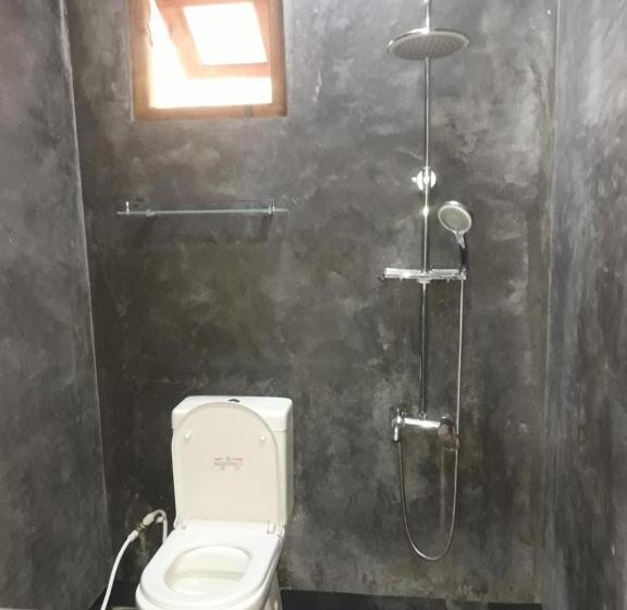 コンフォートトリプルルーム, Ella Green Stay