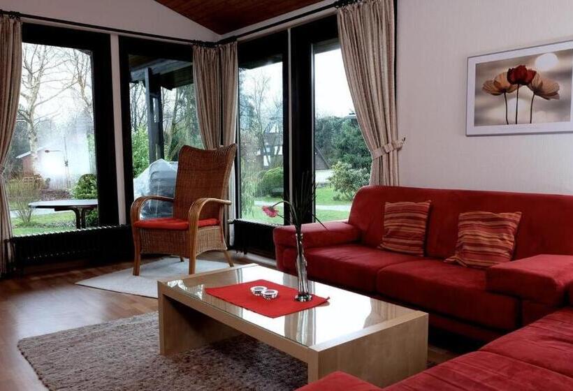 Апартаменты 2 Спальни, Holiday Park  Robinson