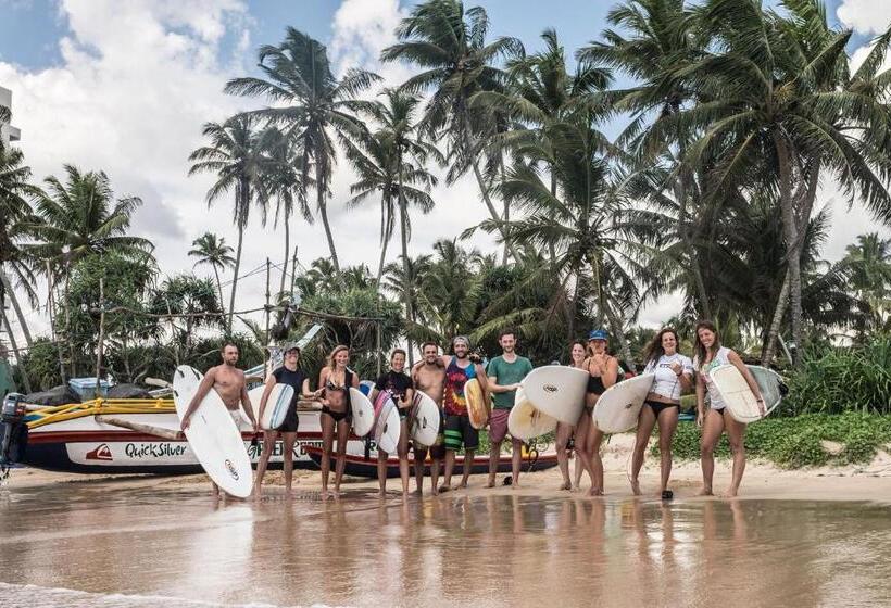 Номер Стандарт Вид на Море с Балконом, The Green Rooms Surf & Yoga Camp   On The Beach   Prime Location Renovated 2024