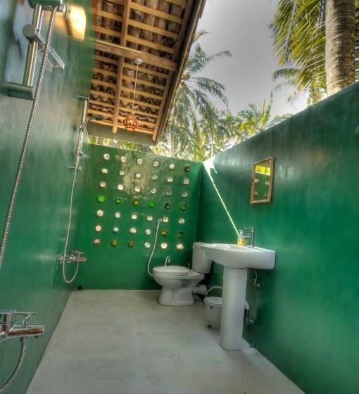 Номер Стандарт Вид на Море с Балконом, The Green Rooms Surf & Yoga Camp   On The Beach   Prime Location Renovated 2024