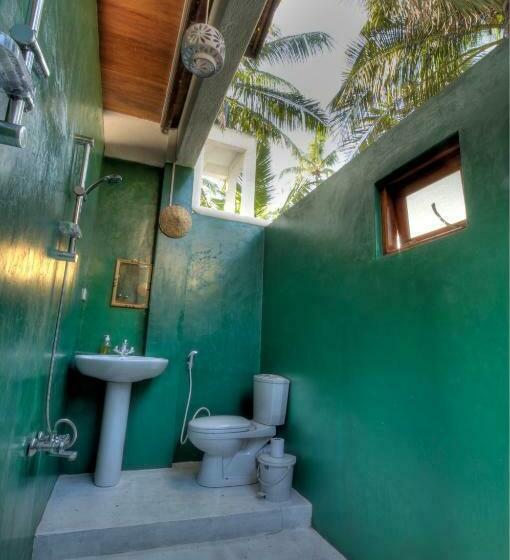 اتاق استاندارد با بالکن و چشم‌انداز دریا, The Green Rooms Surf & Yoga Camp   On The Beach   Prime Location Renovated 2024