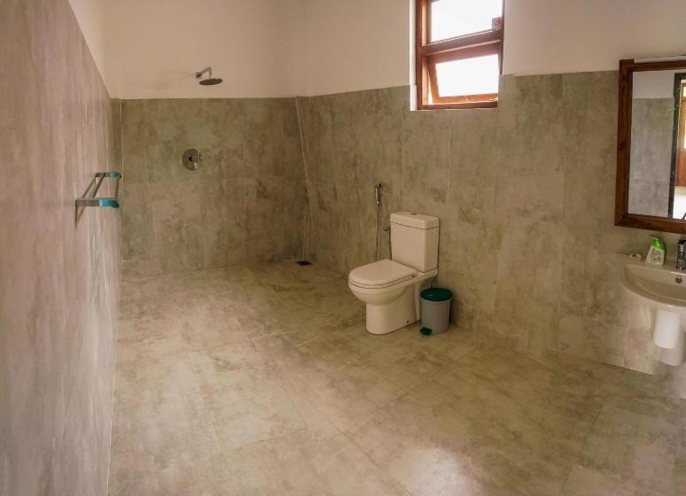 Номер Deluxe Вид на Море с Балконом, The Green Rooms Surf & Yoga Camp   On The Beach   Prime Location Renovated 2024