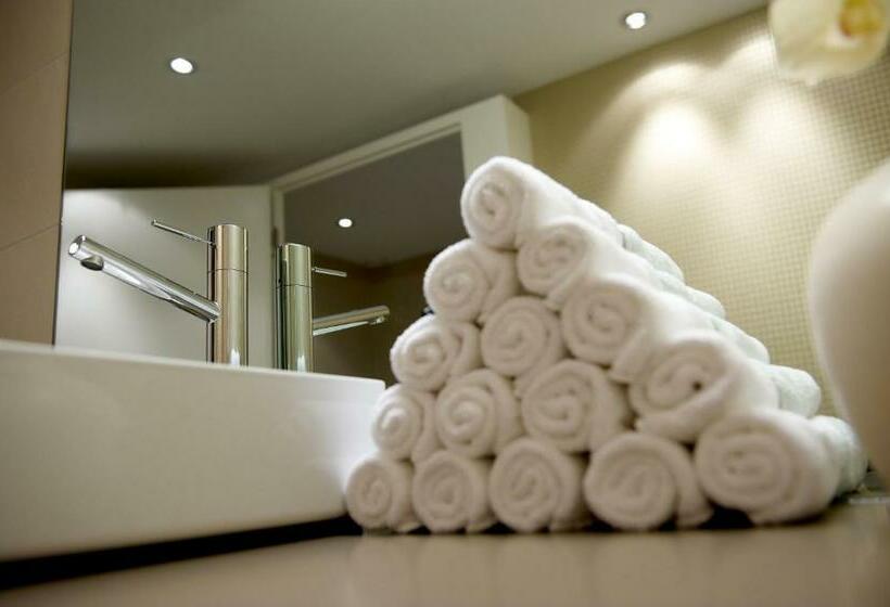 Полулюкс, Anker Hotel Restaurant