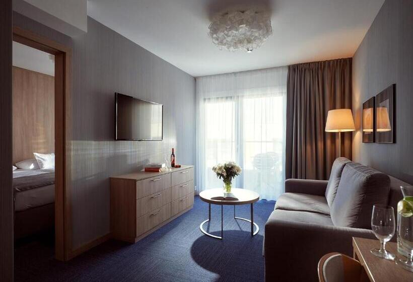Люкс Боковой Вид на Море, Baltivia Sea Resort