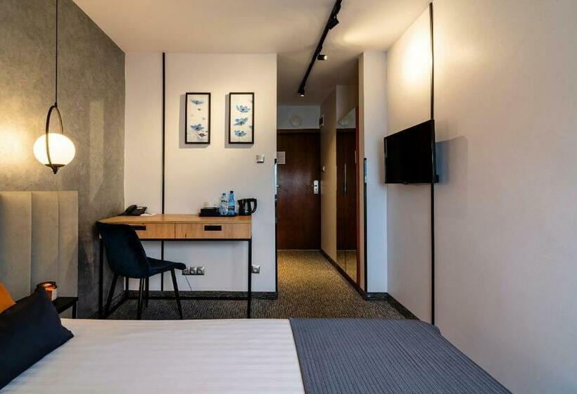 스탠다드 싱글 룸, B&b Hotel Piotrków Trybunalski