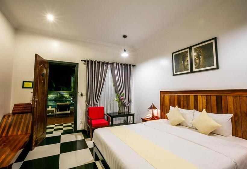 اتاق لوکس با تراس, Asanak D Angkor Boutique