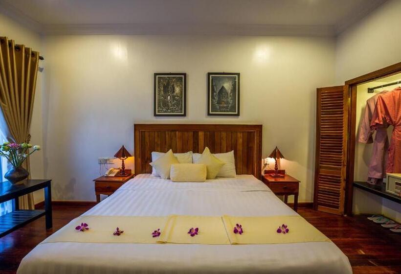 اتاق لوکس با تراس, Asanak D Angkor Boutique