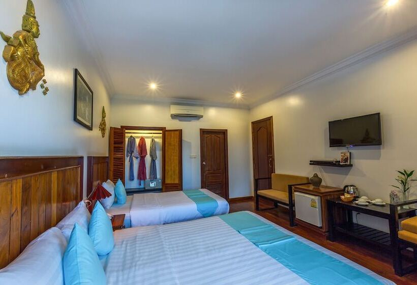 اتاق لوکس با چشم‌انداز استخر, Asanak D Angkor Boutique