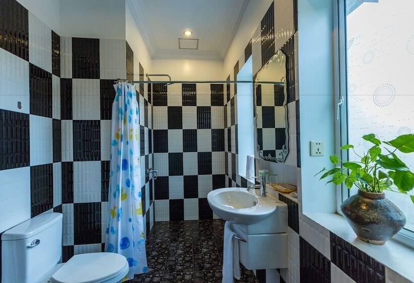 اتاق لوکس سه تخته, Asanak D Angkor Boutique