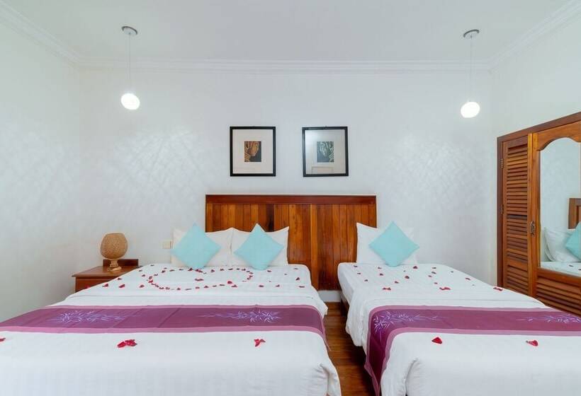 اتاق لوکس سه تخته, Asanak D Angkor Boutique