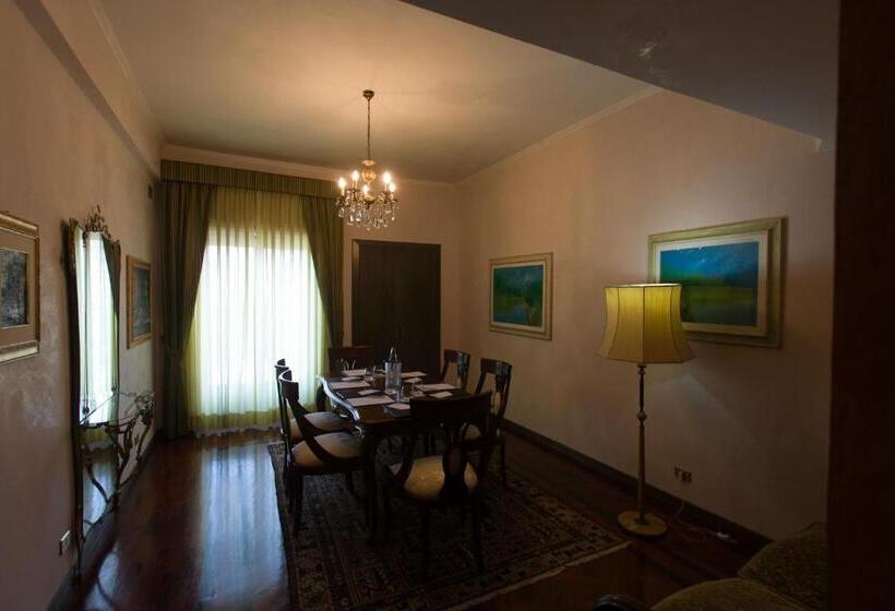 سوییت, Astor Hotel Vintage