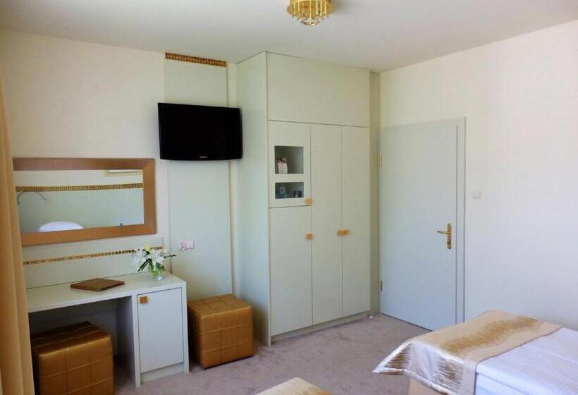 デラックスルーム, Court Wellness&spa