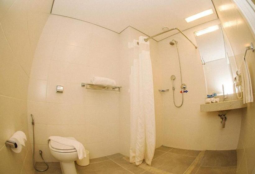 Standard Værelse, Diff