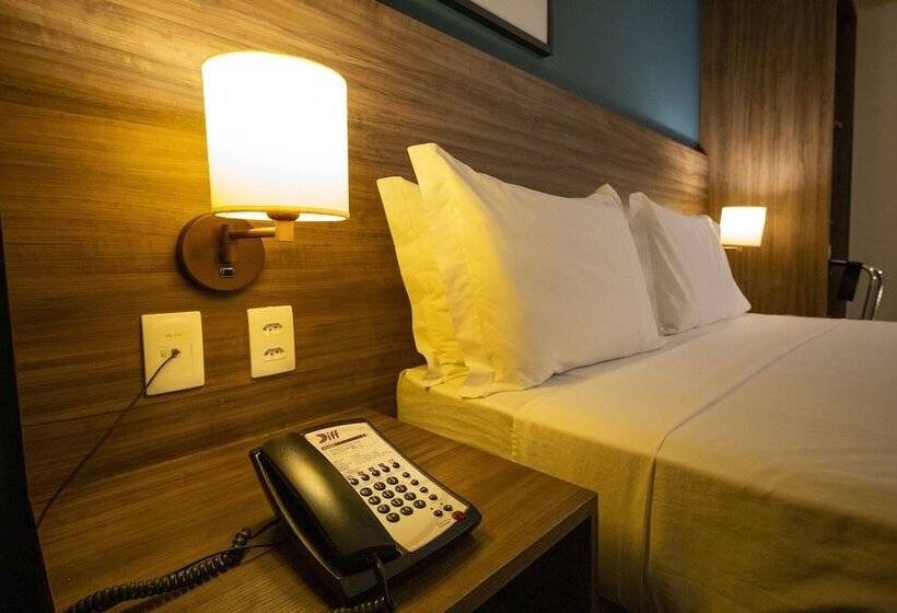 Standard Værelse Tilpasset til Handicappede, Diff