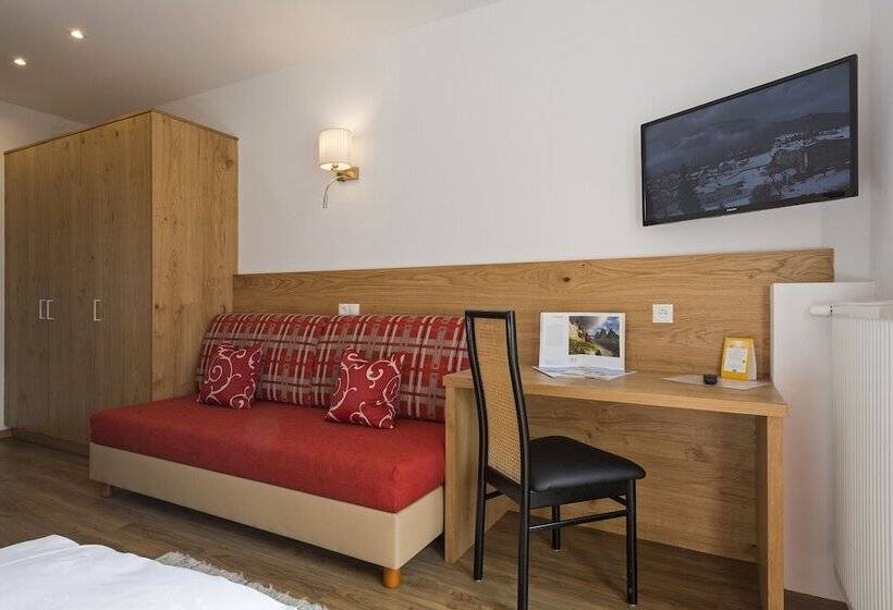 חדר סופריור, Dolomiten