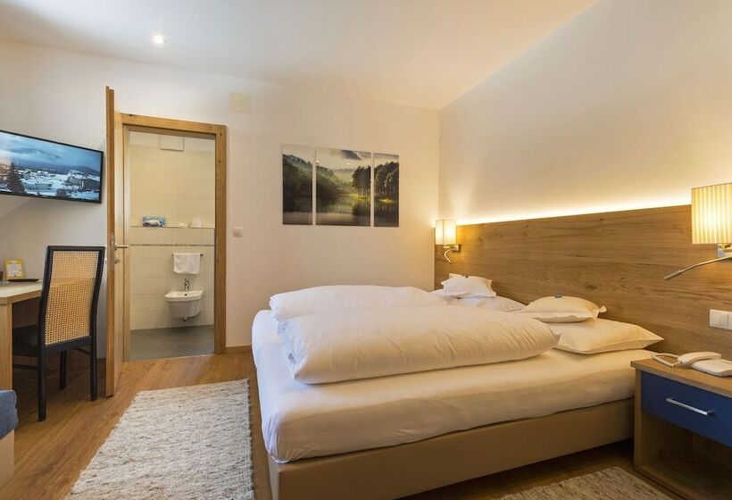 חדר סופריור, Dolomiten