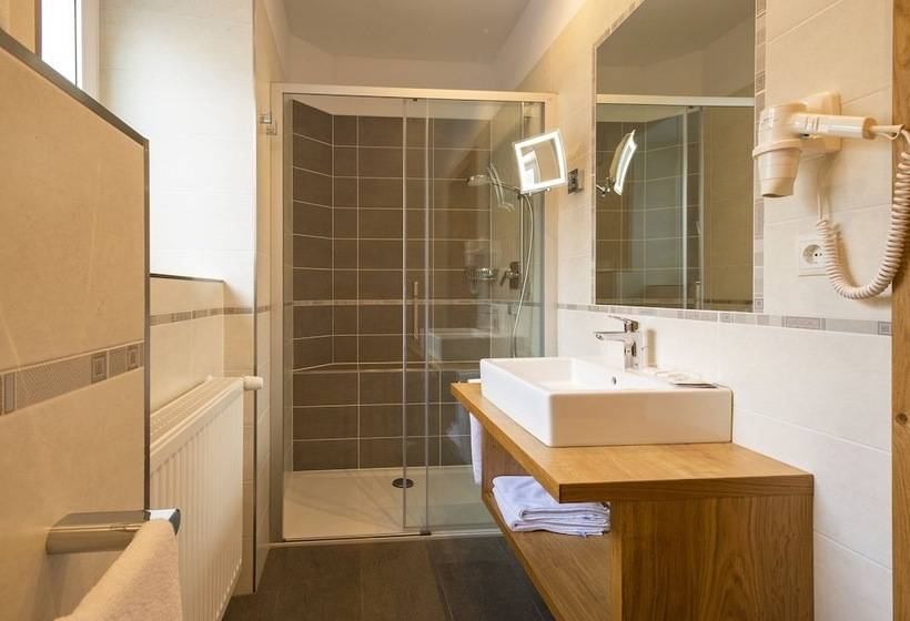 חדר סופריור, Dolomiten