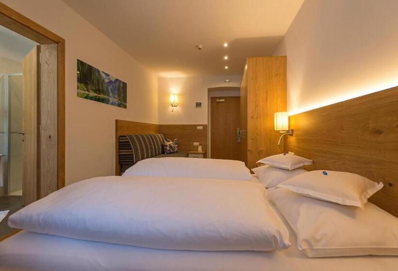 חדר סופריור, Dolomiten