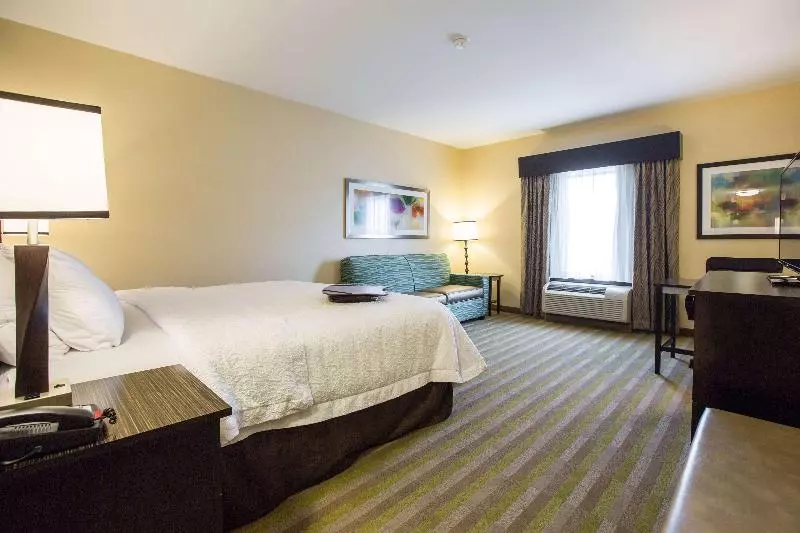 Standard-huone King-vuode, Hampton Inn & Suites Toledo/westgate