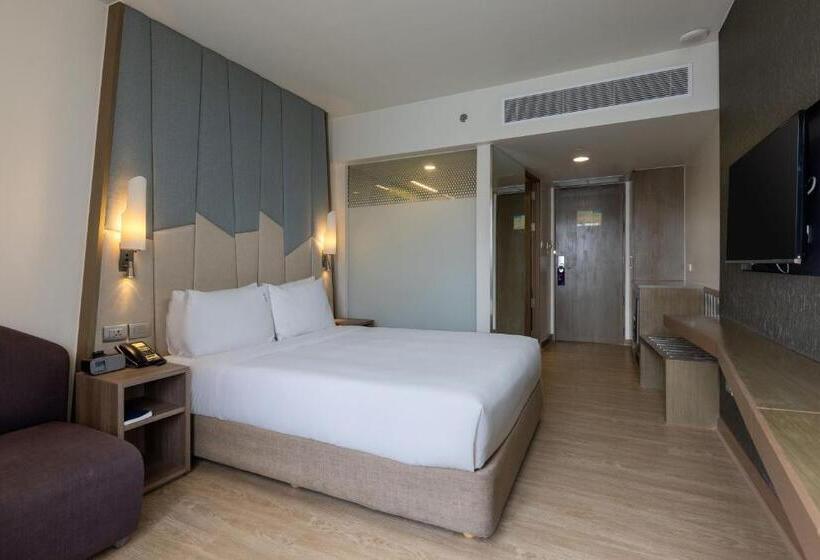 クイーンベッドのスーペリアルーム, Holiday Inn Express Bangkok Sukhumvit 11, An Ihg