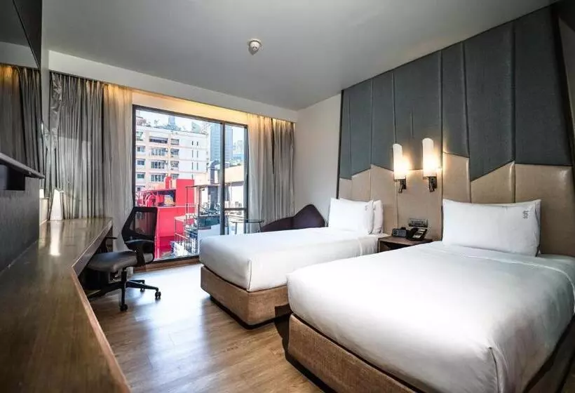 スタンダードルーム, Holiday Inn Express Bangkok Sukhumvit 11, An Ihg