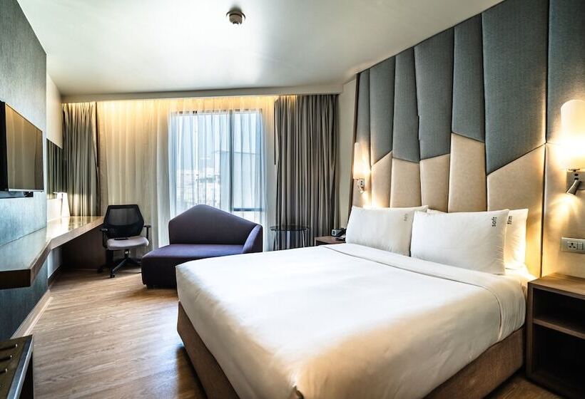 Номер Стандарт Двуспальная Кровать, Holiday Inn Express Bangkok Sukhumvit 11, An Ihg