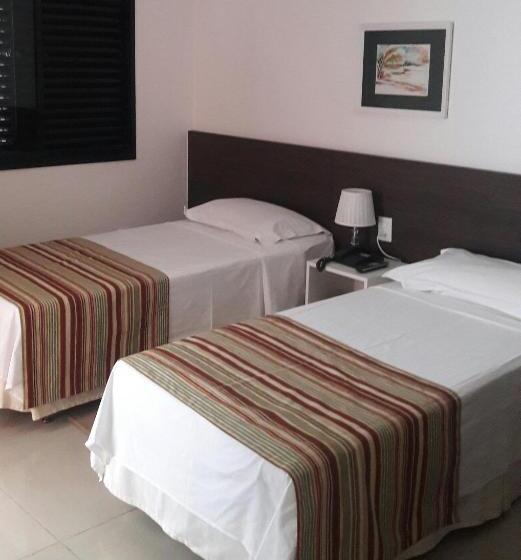 חדר דלוקס, Hz