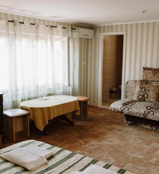 スタンダードトリプルルーム, Mala Praha