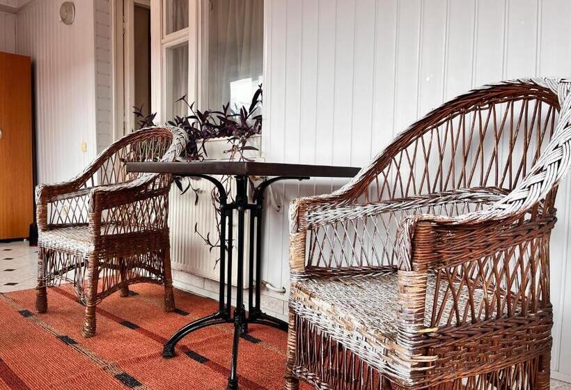 スタンダード４人部屋, Mala Praha