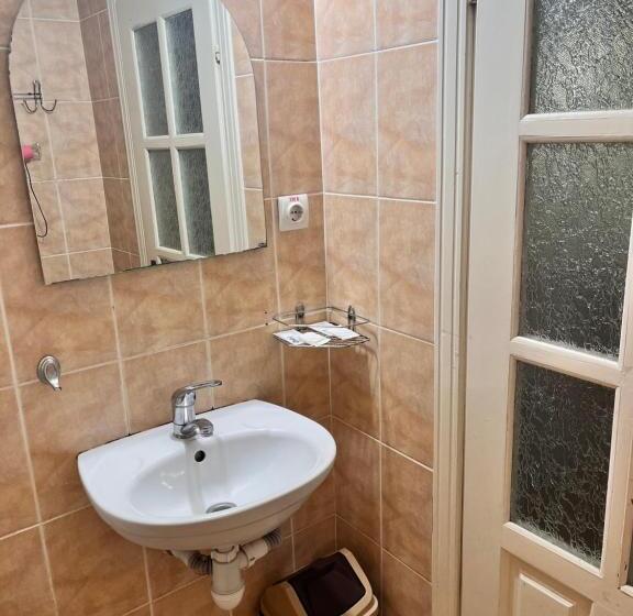 スタンダードトリプルルーム, Mala Praha