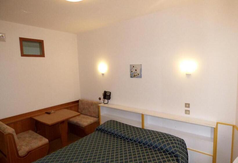 스탠다드 룸 측면 바다 전망, Mon Repos