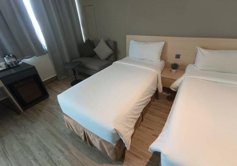 اتاق سوپریور, Pacific Express Hotel Central Market