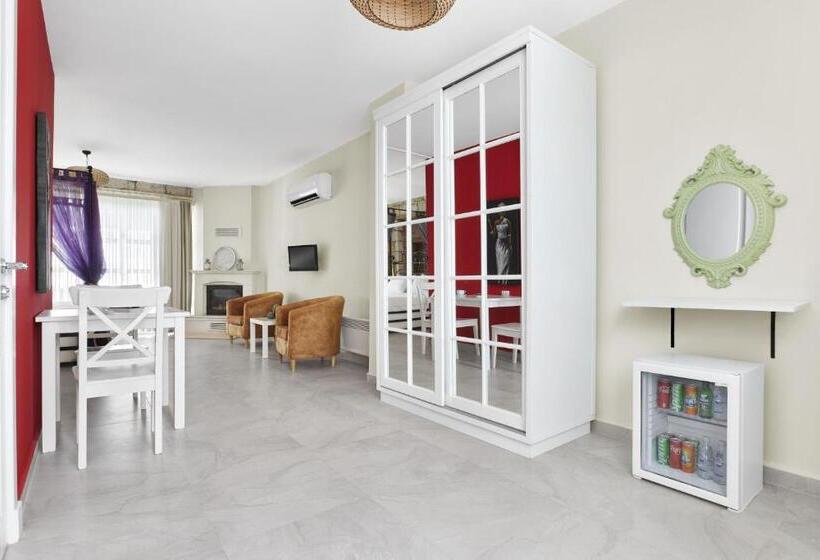 デラックスルーム, Panda Alacati