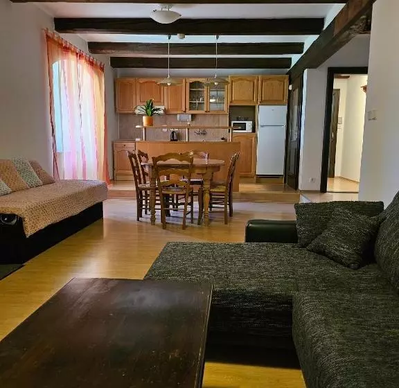 Deluxe-huoneisto 1 Makuuhuone, Penzion šiškův Mlýn