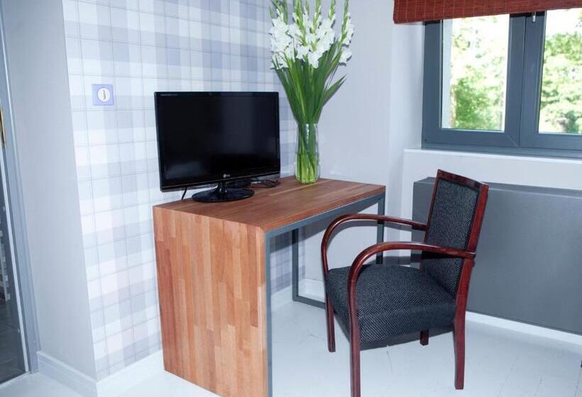 חדר סטנדרט, Republika Słoneczna