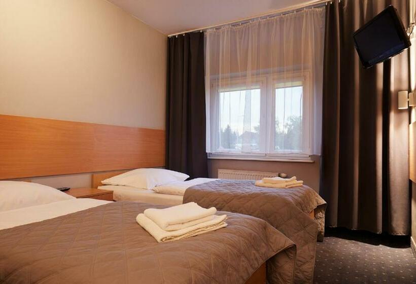 标准单人间, Wena