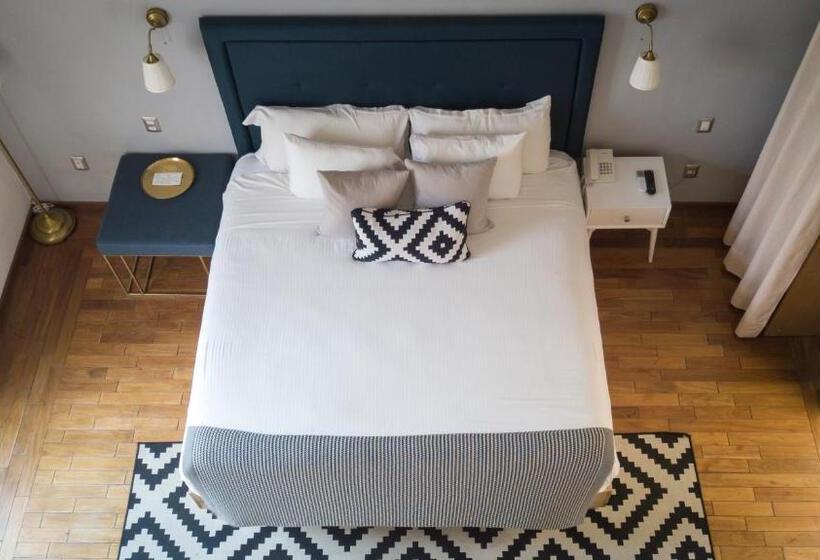 سوییت جونیور, Markee Hotel Boutique