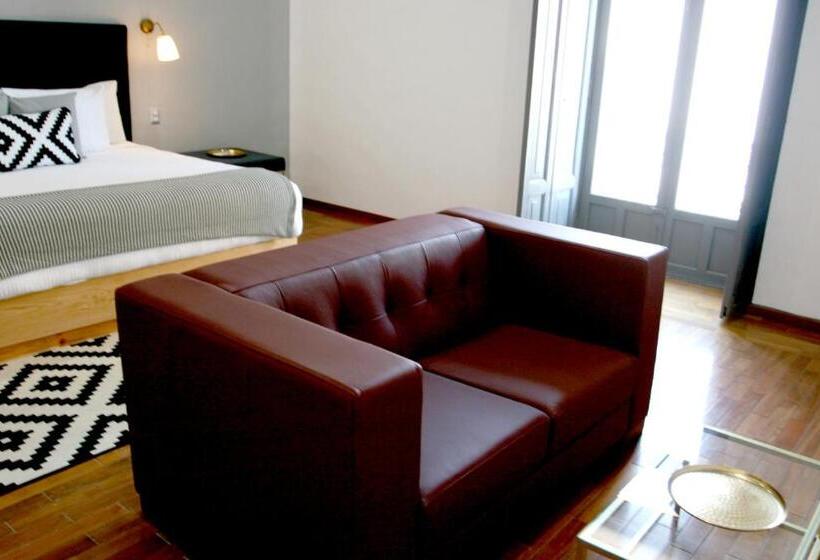 سوئیت مستر, Markee Hotel Boutique