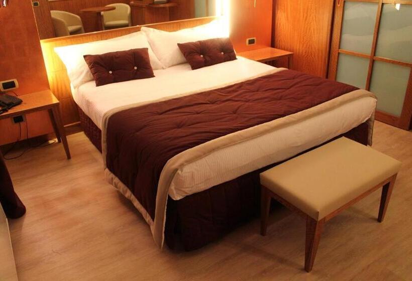 חדר סטנדרט, Motel Futura