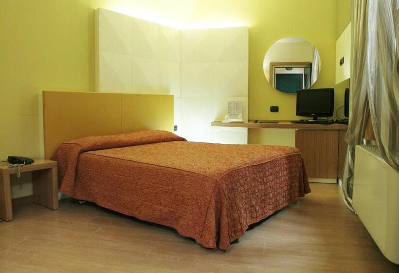 חדר סטנדרט יחיד, Motel Futura