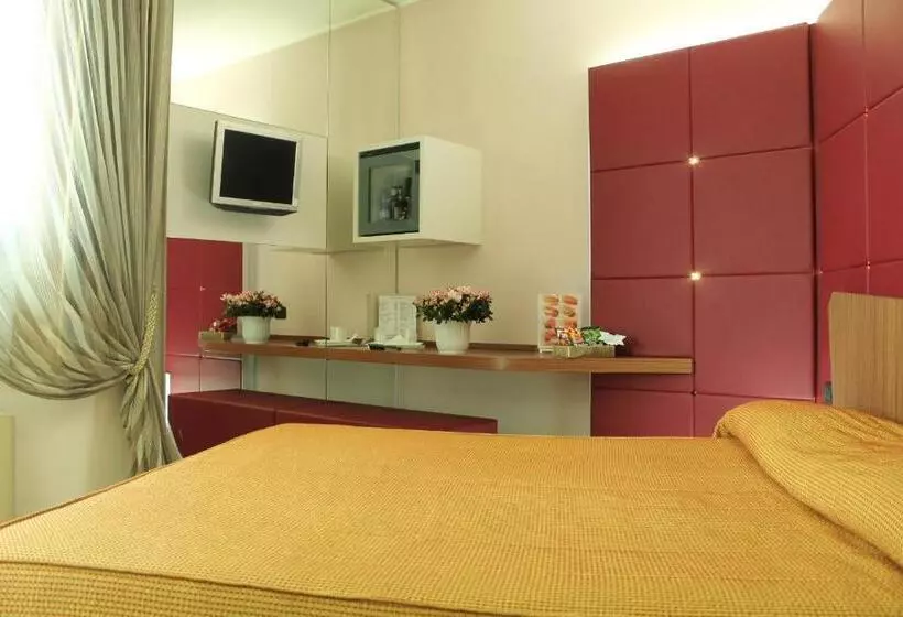 اتاق استاندارد یک نفره, Motel Futura