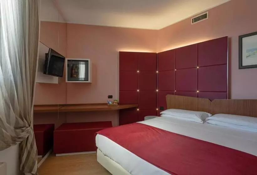 اتاق استاندارد یک نفره, Motel Futura
