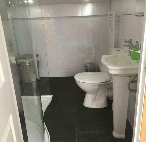חדר סטנדרט לארבעה, Barton Gate Farm B&b