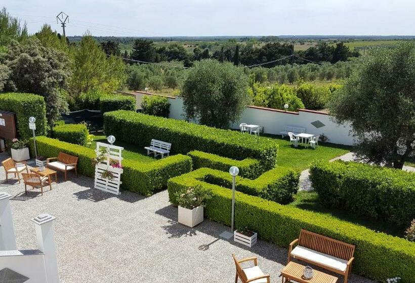 Номер Стандарт Вид на Сад, Agriturismo La Rondine