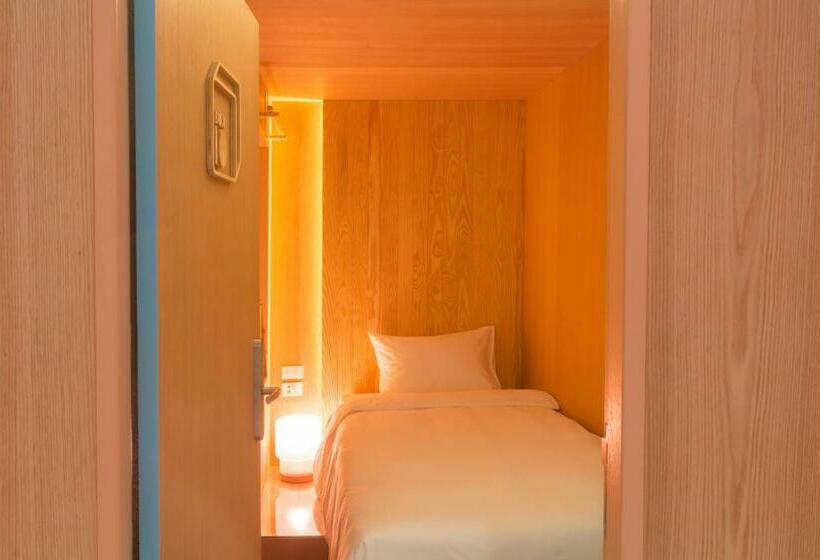 Номер Стандарт Индивидуальный, Boxtel @ Suvarnabhumi Airport