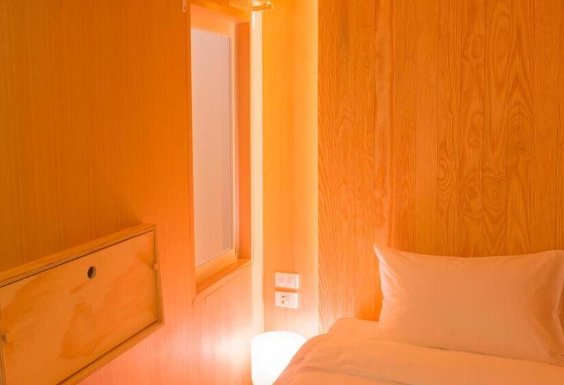 Номер Стандарт Индивидуальный, Boxtel @ Suvarnabhumi Airport