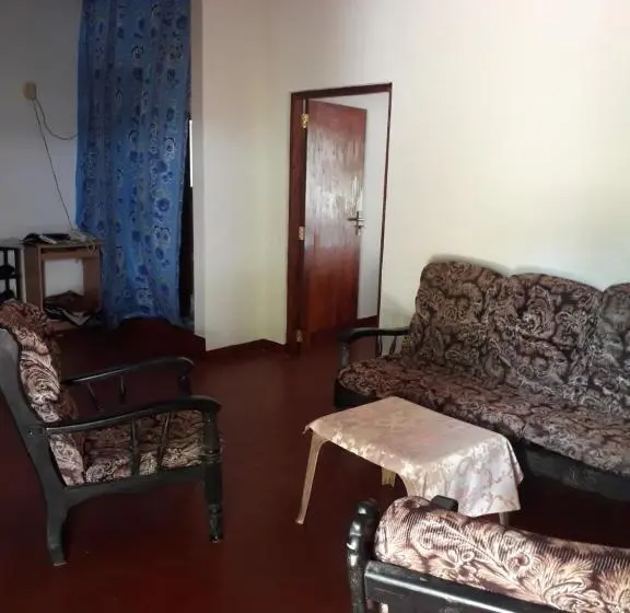 اتاق استاندارد یک نفره, Margosa Guesthouse