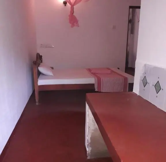 اتاق استاندارد یک نفره, Margosa Guesthouse